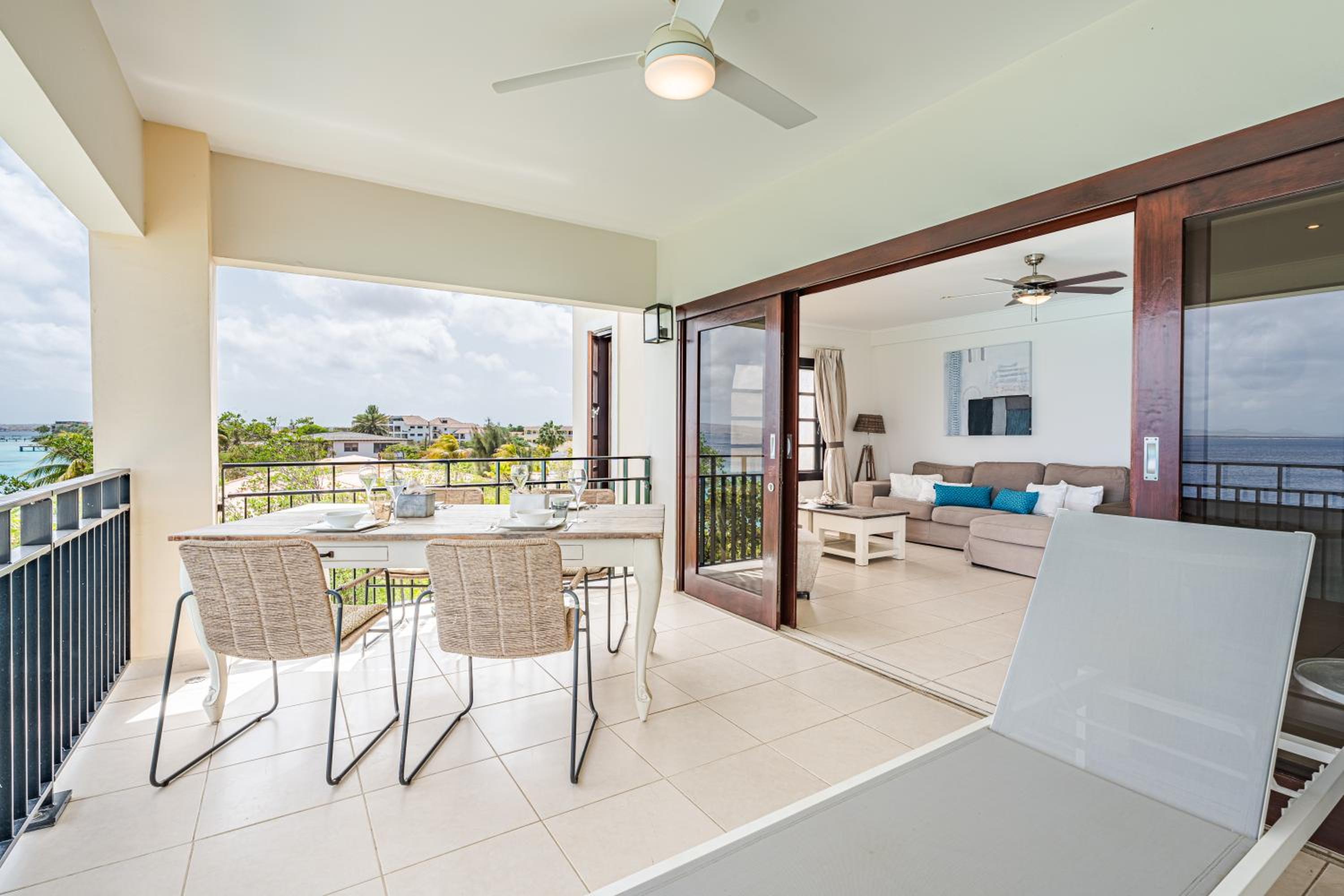 Bellevue Residence #7 - Oceanfront condo
