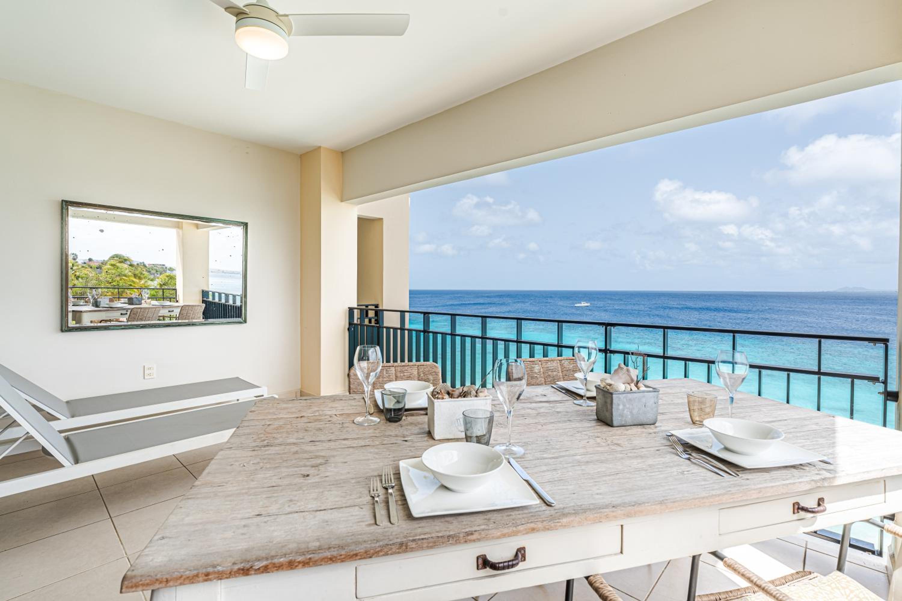 Bellevue Residence #7 - Oceanfront condo