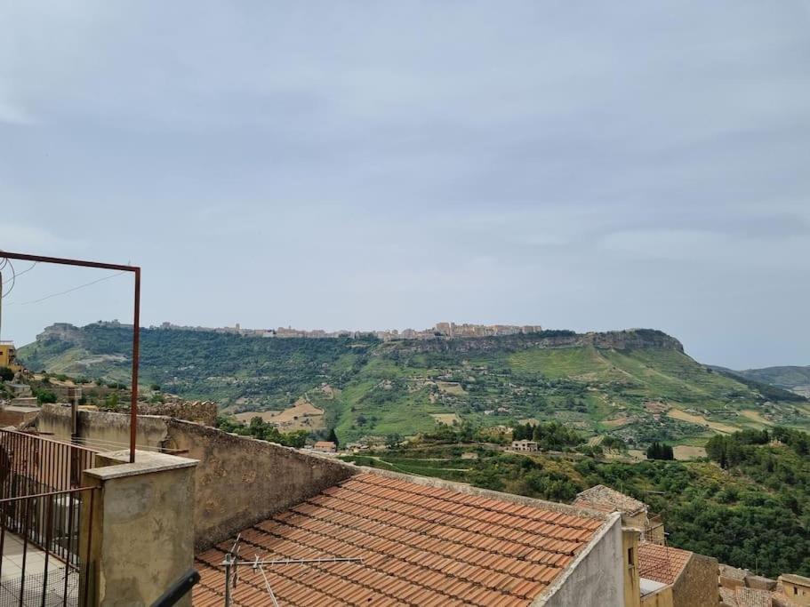 Obelisco Apartment Calascibetta