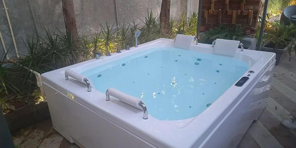 Garnet Grove Villa view 5
