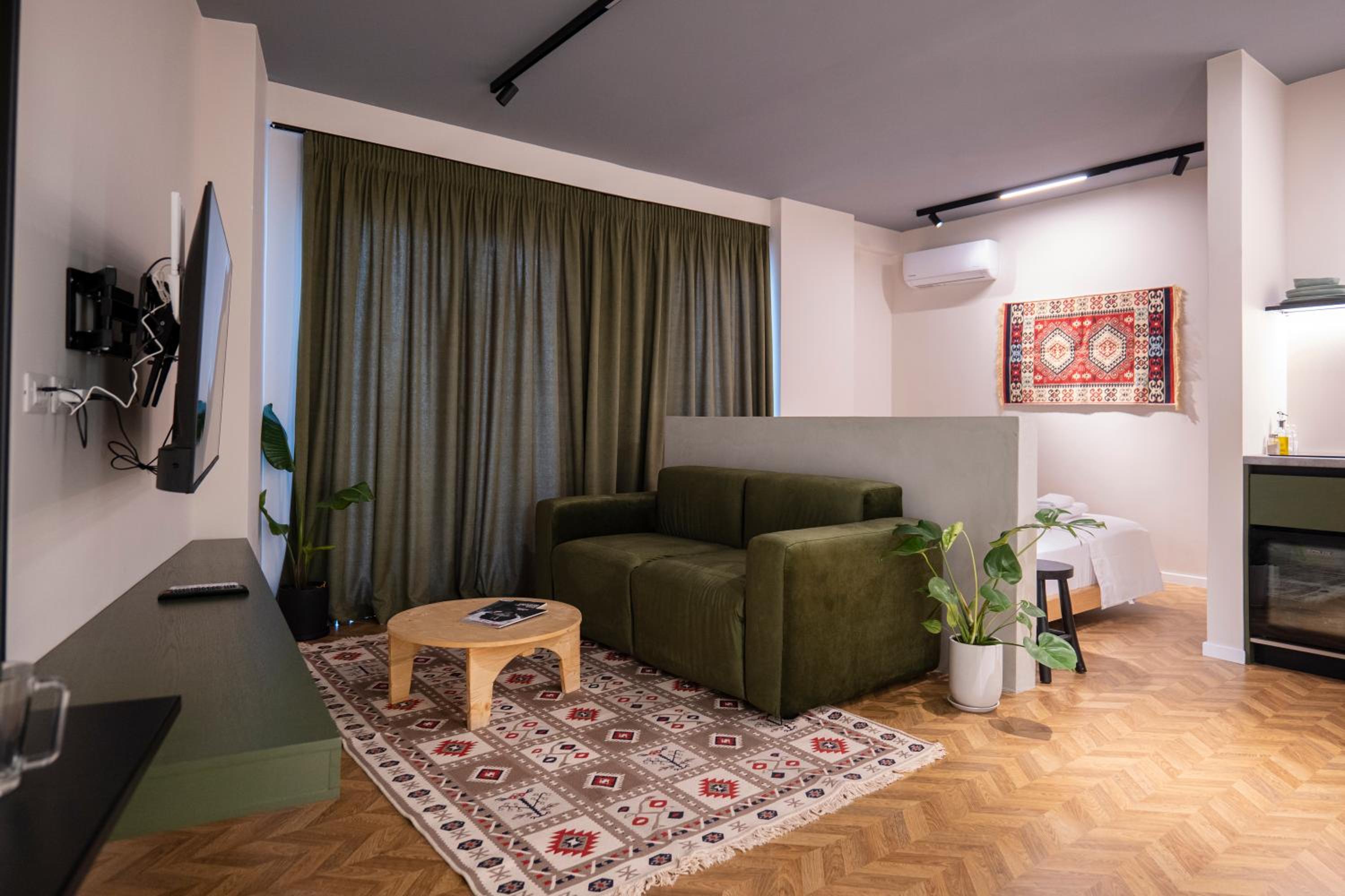 MUZ Studios