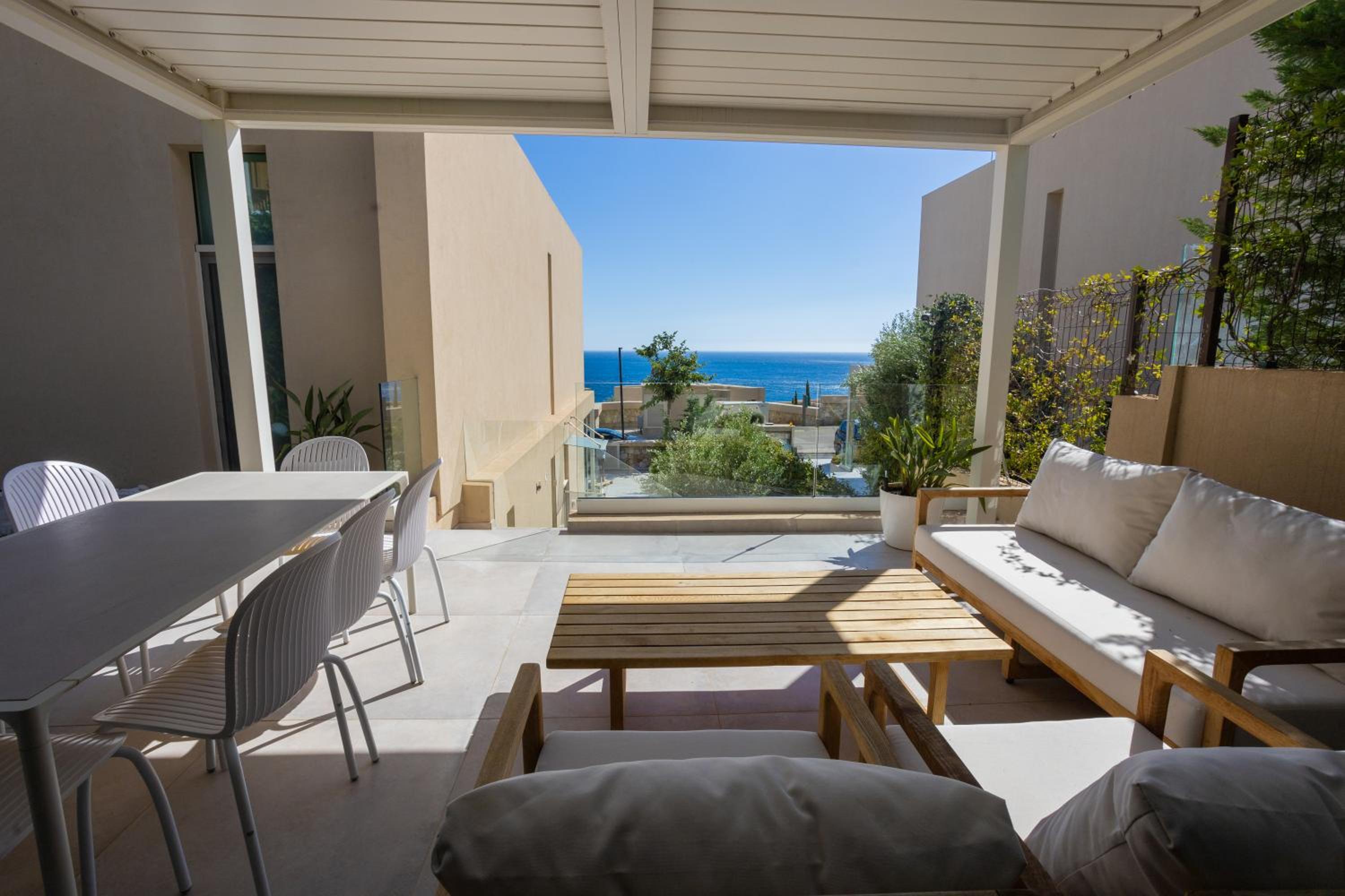 Sea Drive Luxury Vila Green Coast