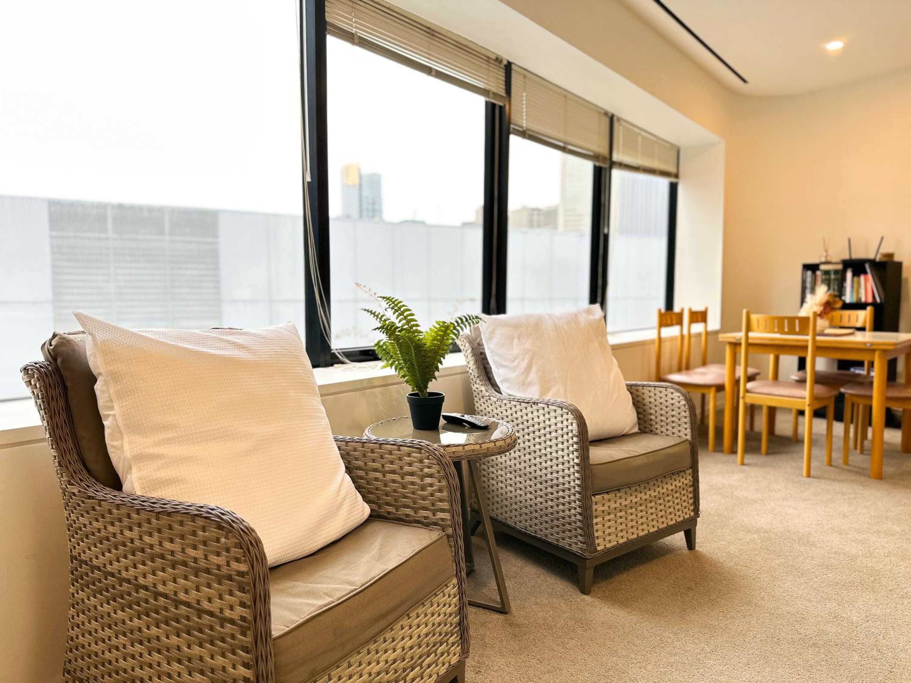 QV Central Oasis Contemporary City Getaway