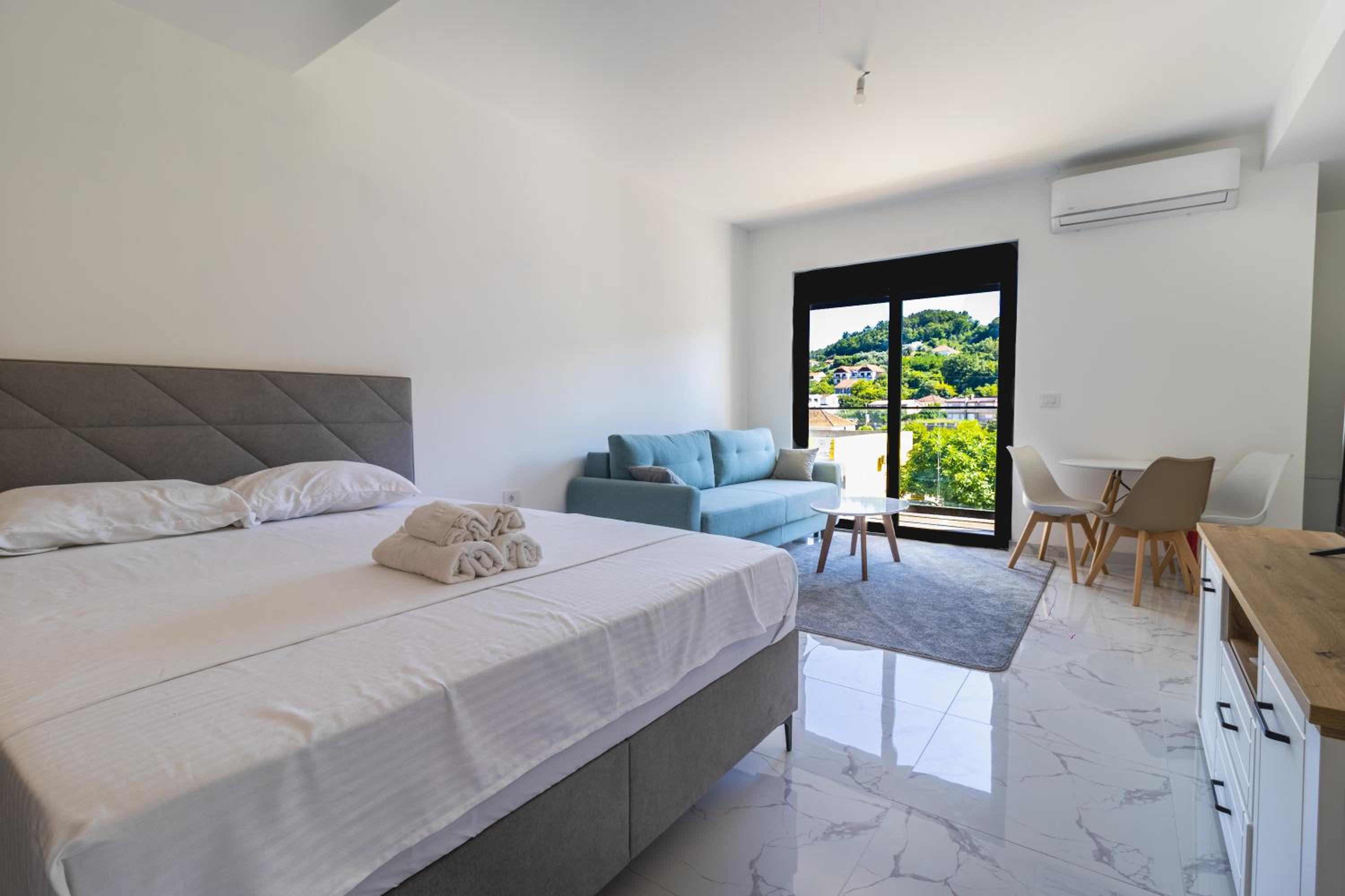 Smart Apartment