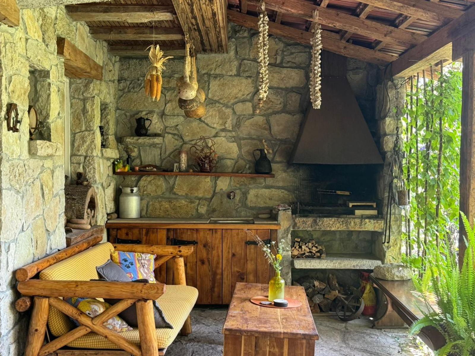 Artistic Garden House
