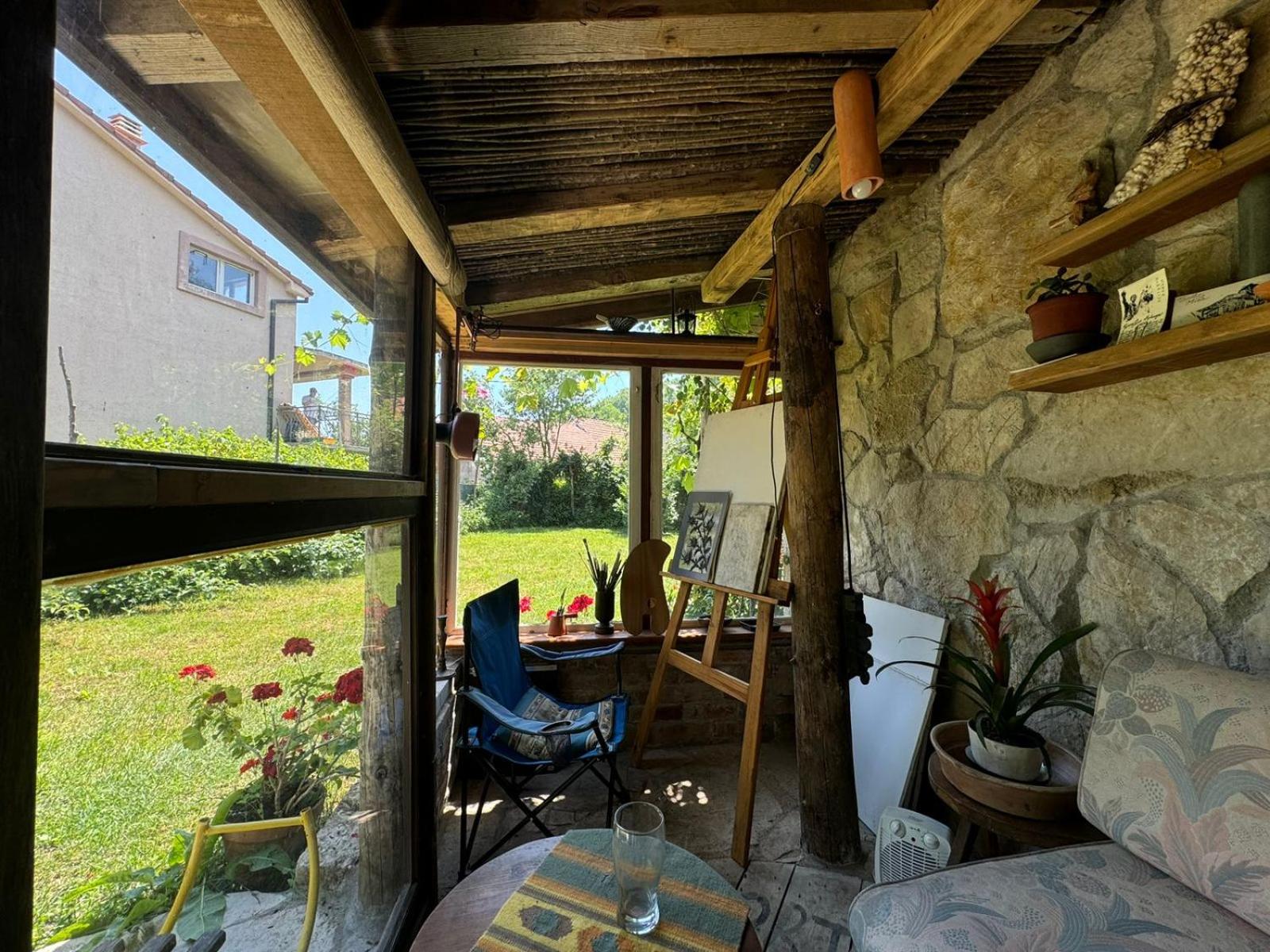 Artistic Garden House