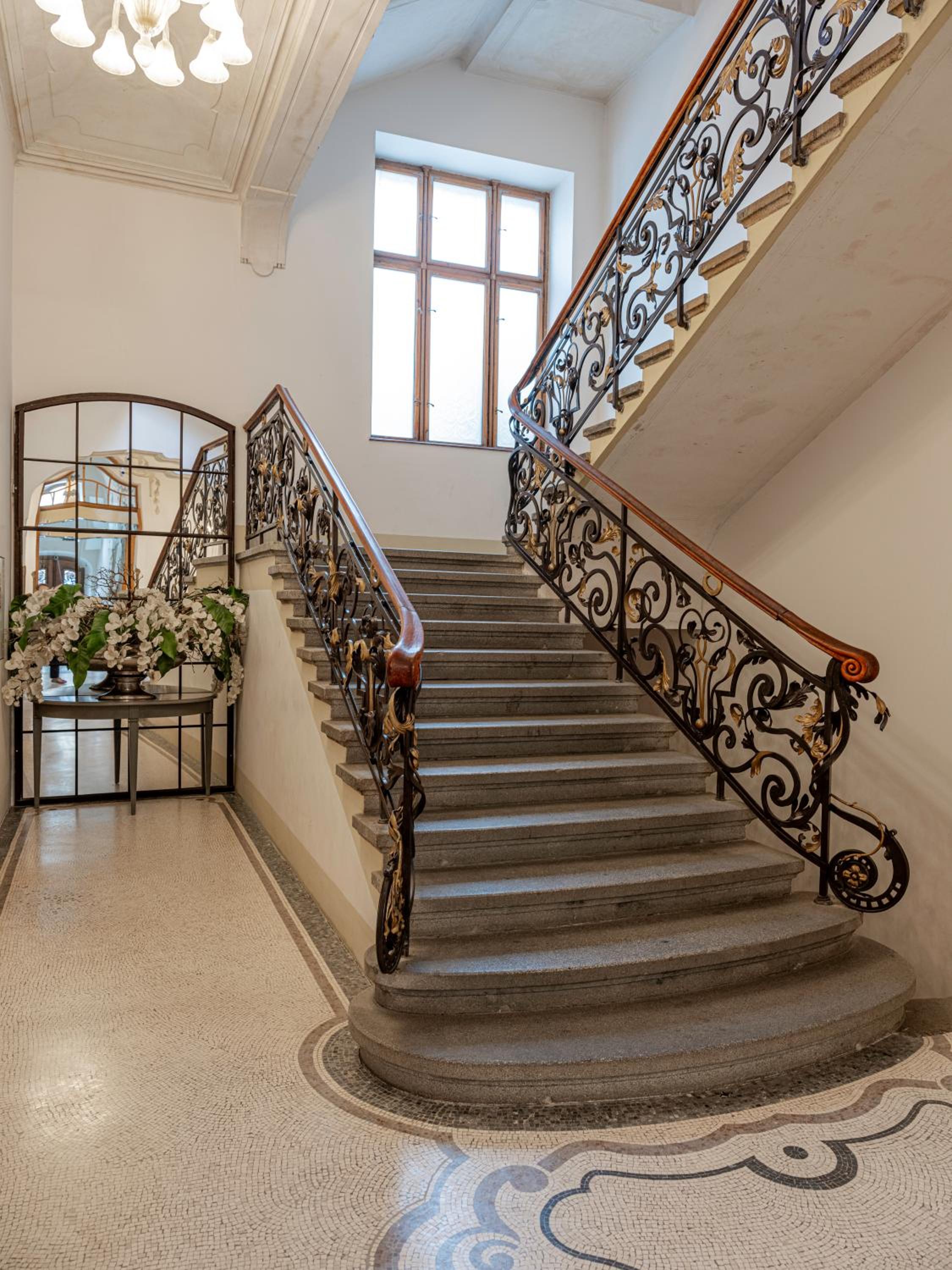Luxury Apartment Palais Des Arts Prague