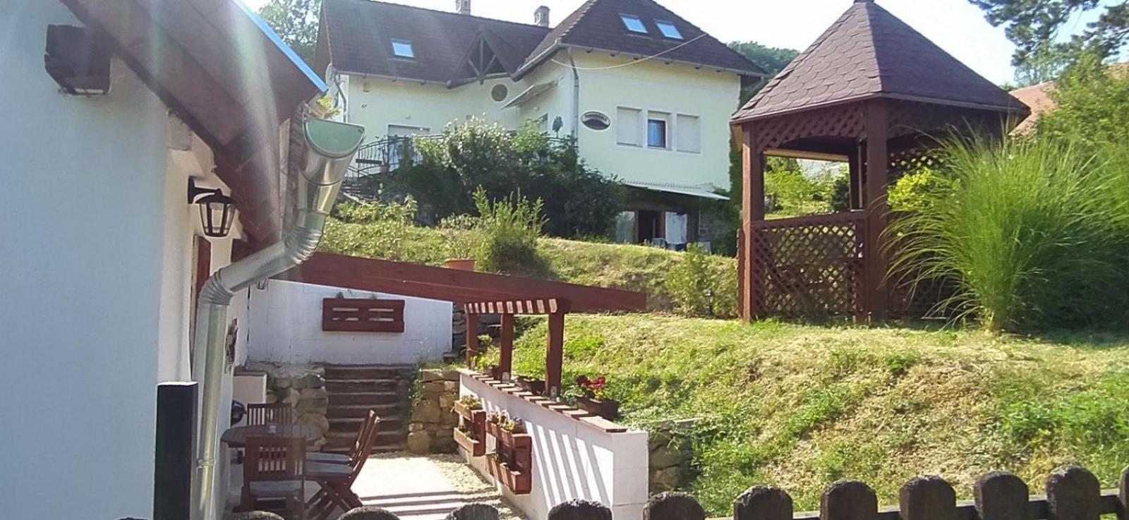 Szigligeti Panoráma Apartmanház