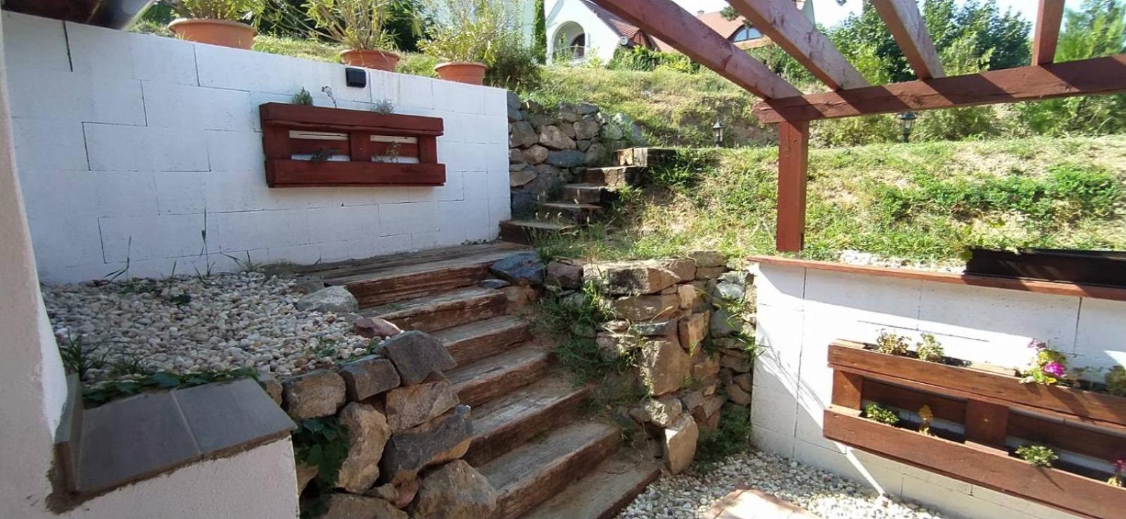 Szigligeti Panoráma Apartmanház