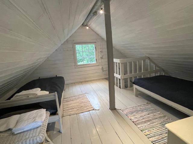 Den lilla röda stugan