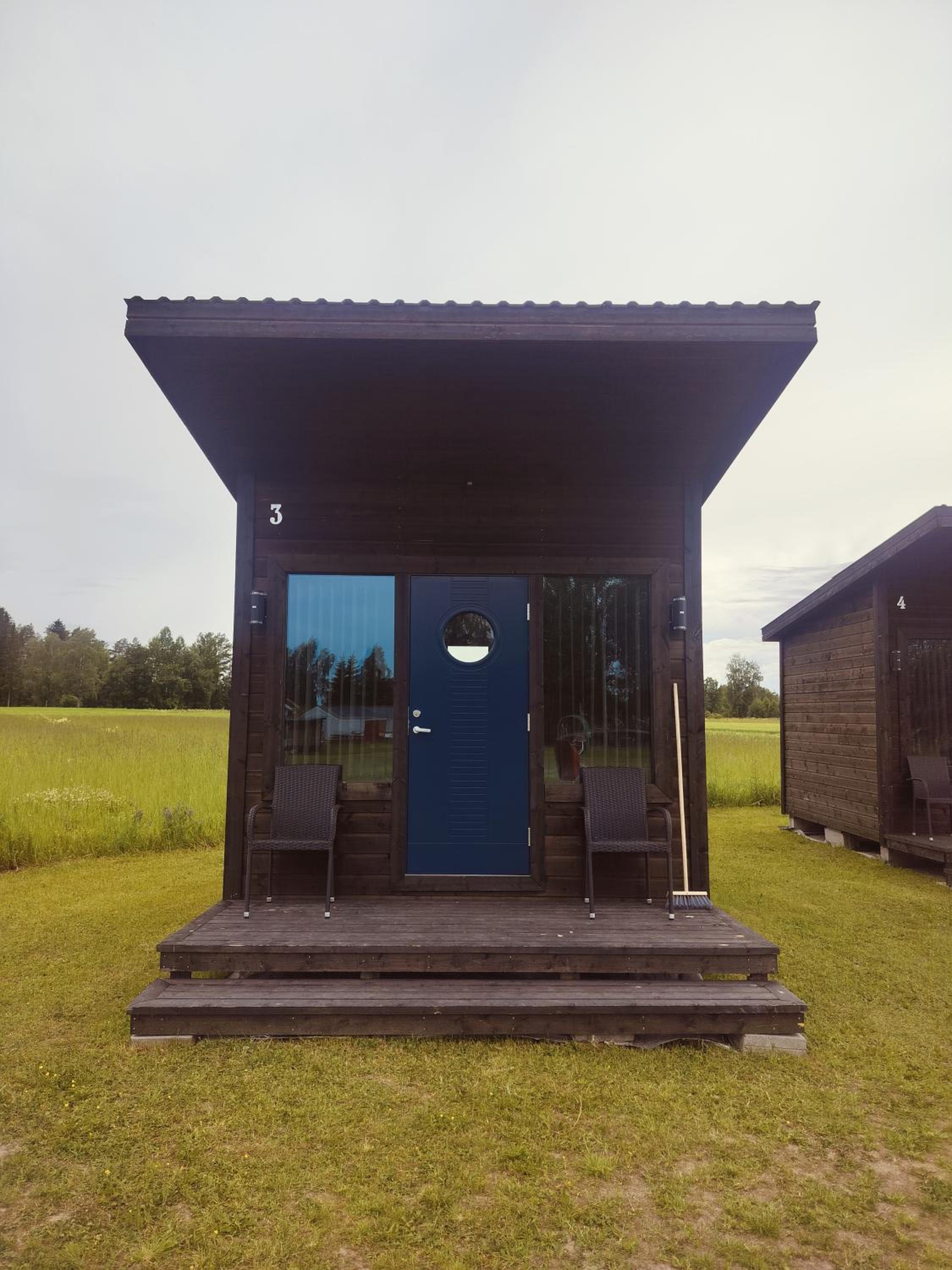 Mökkimajoitus elämyspuistosssa
