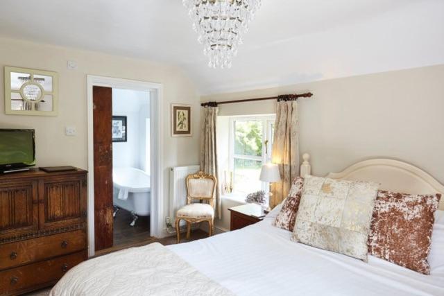 The Bowl Inn