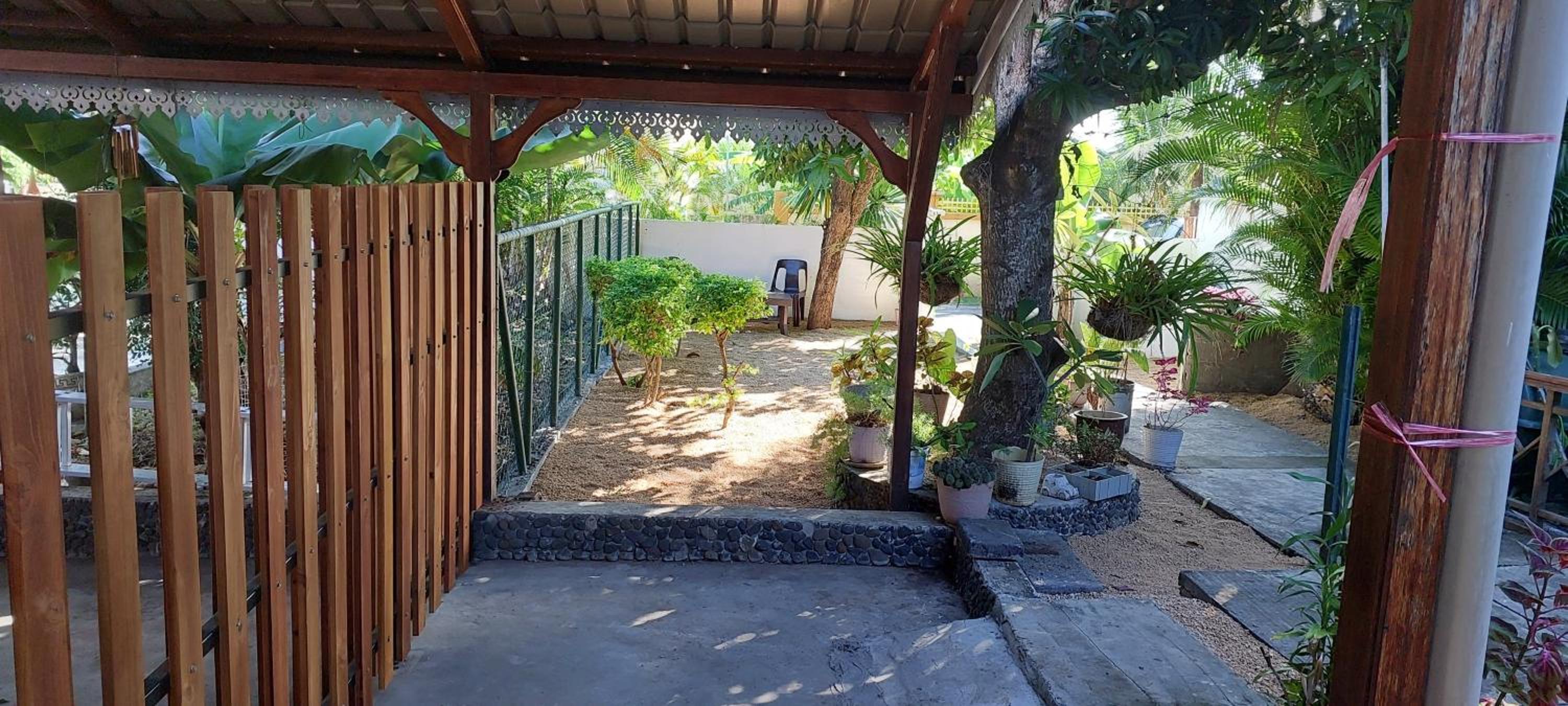 Private Room in Tamarin view 4