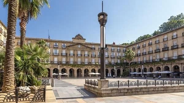 Apartamento con garaje en Barakaldo Kasa Txiki