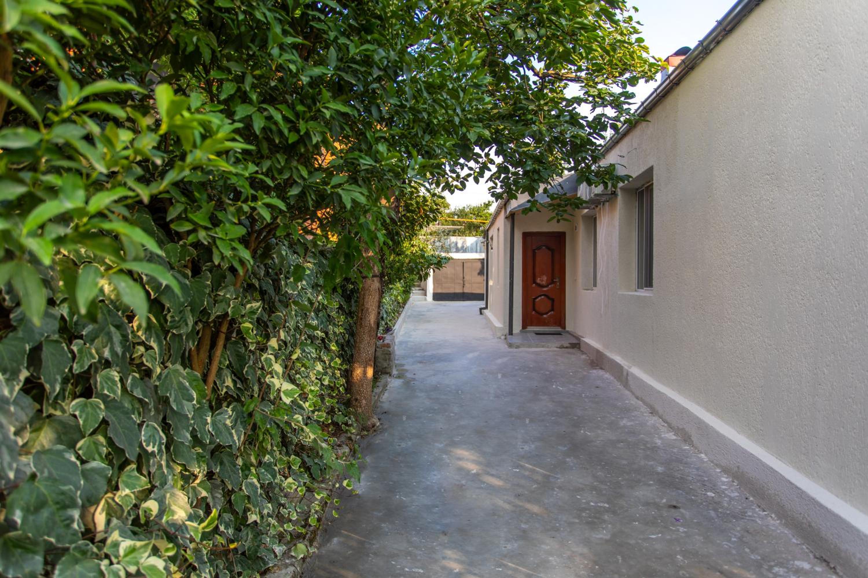 Guest House BALU view 4