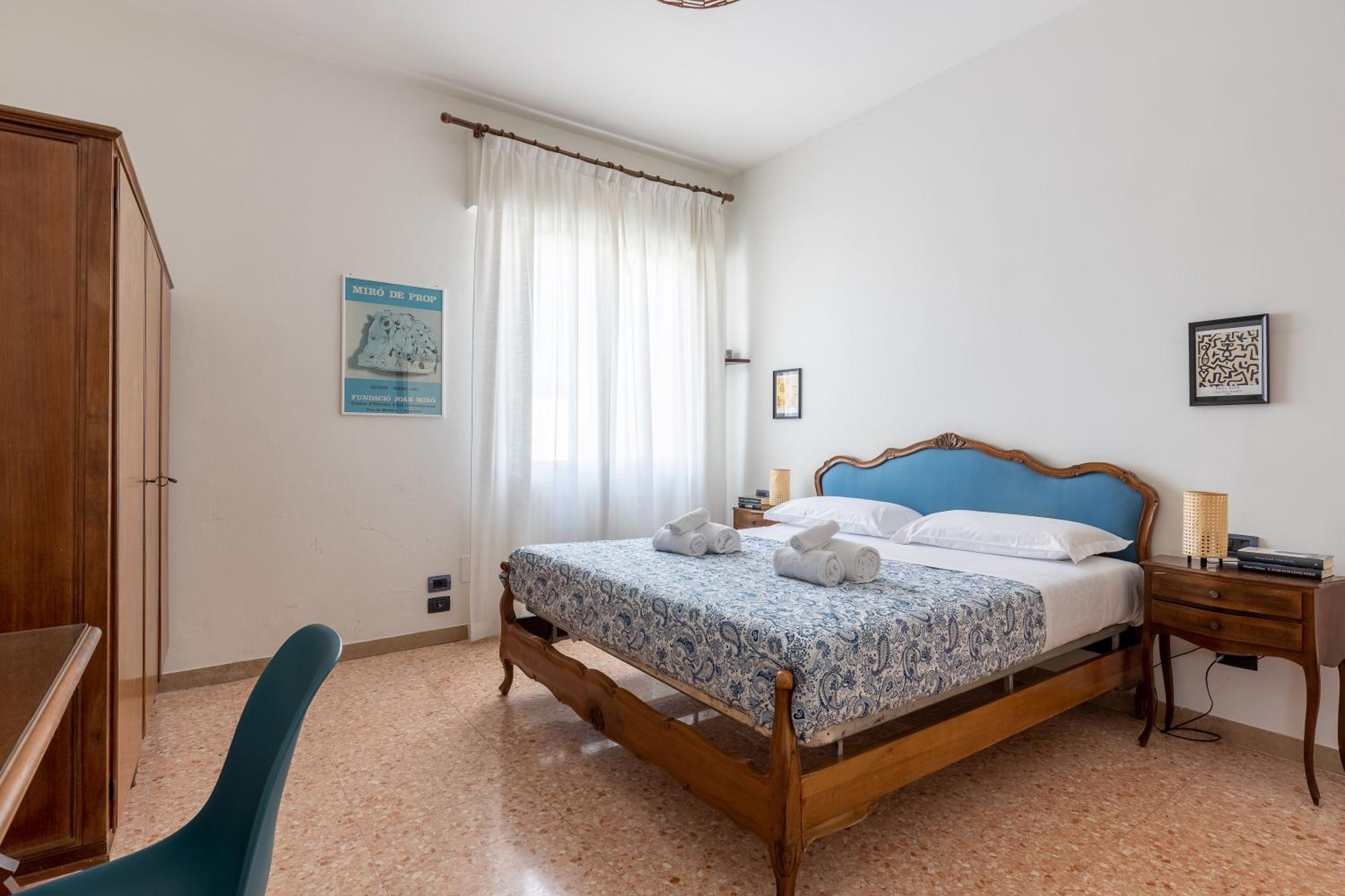 Porta a Lucca - Pisa Bright Apartment with Balcony photo 2