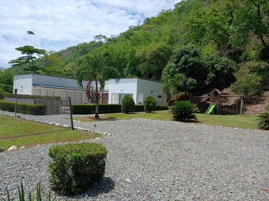 Antokia finca en Santa fe de Antioquia
