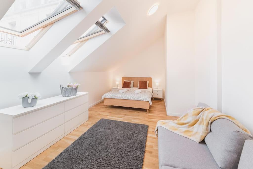 Imperial Loft Apartment