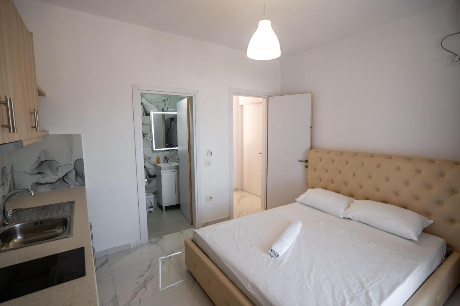 Villa Asllani ap3