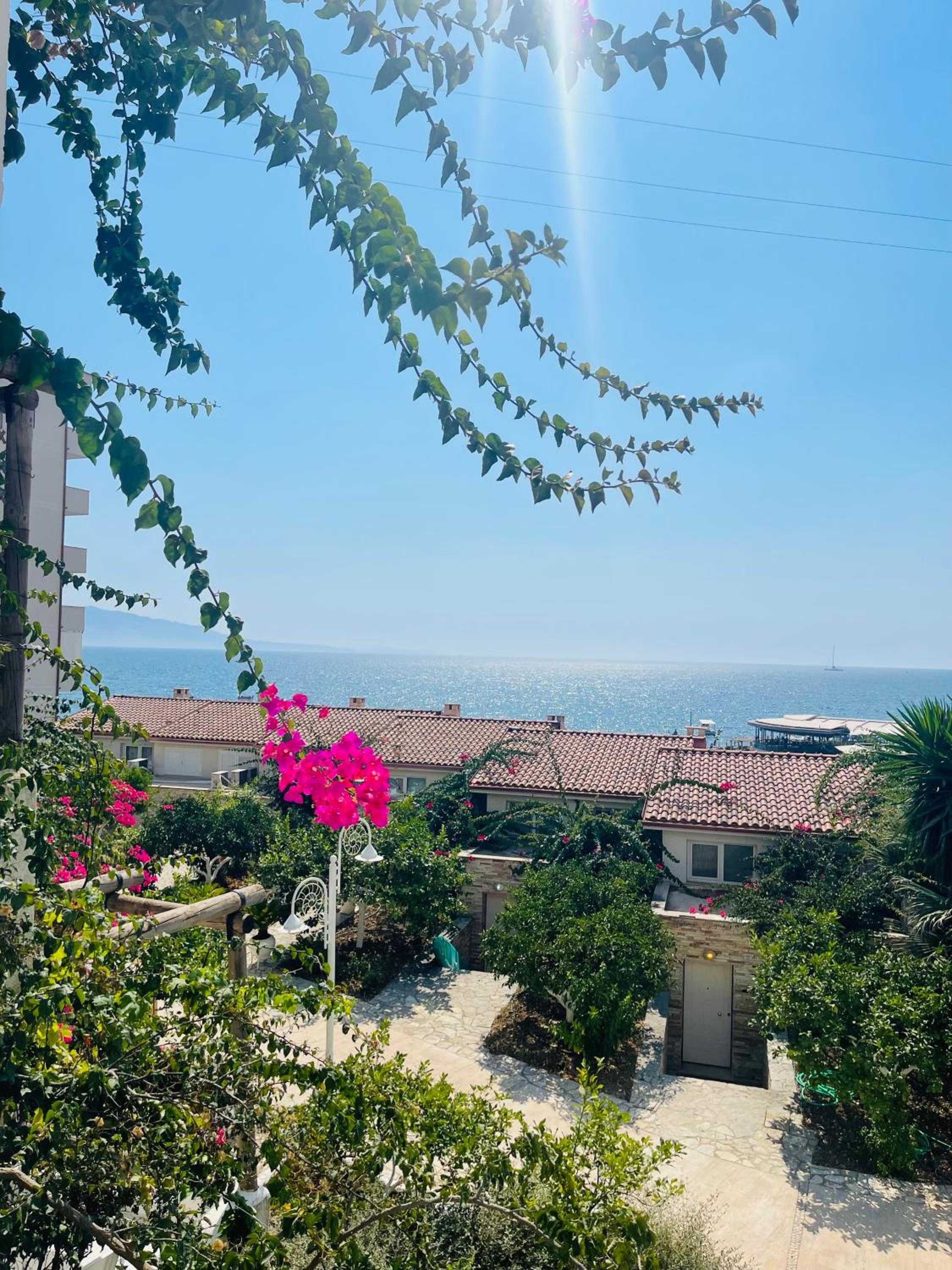 Sea Breeze Apartment Bougainville Bay