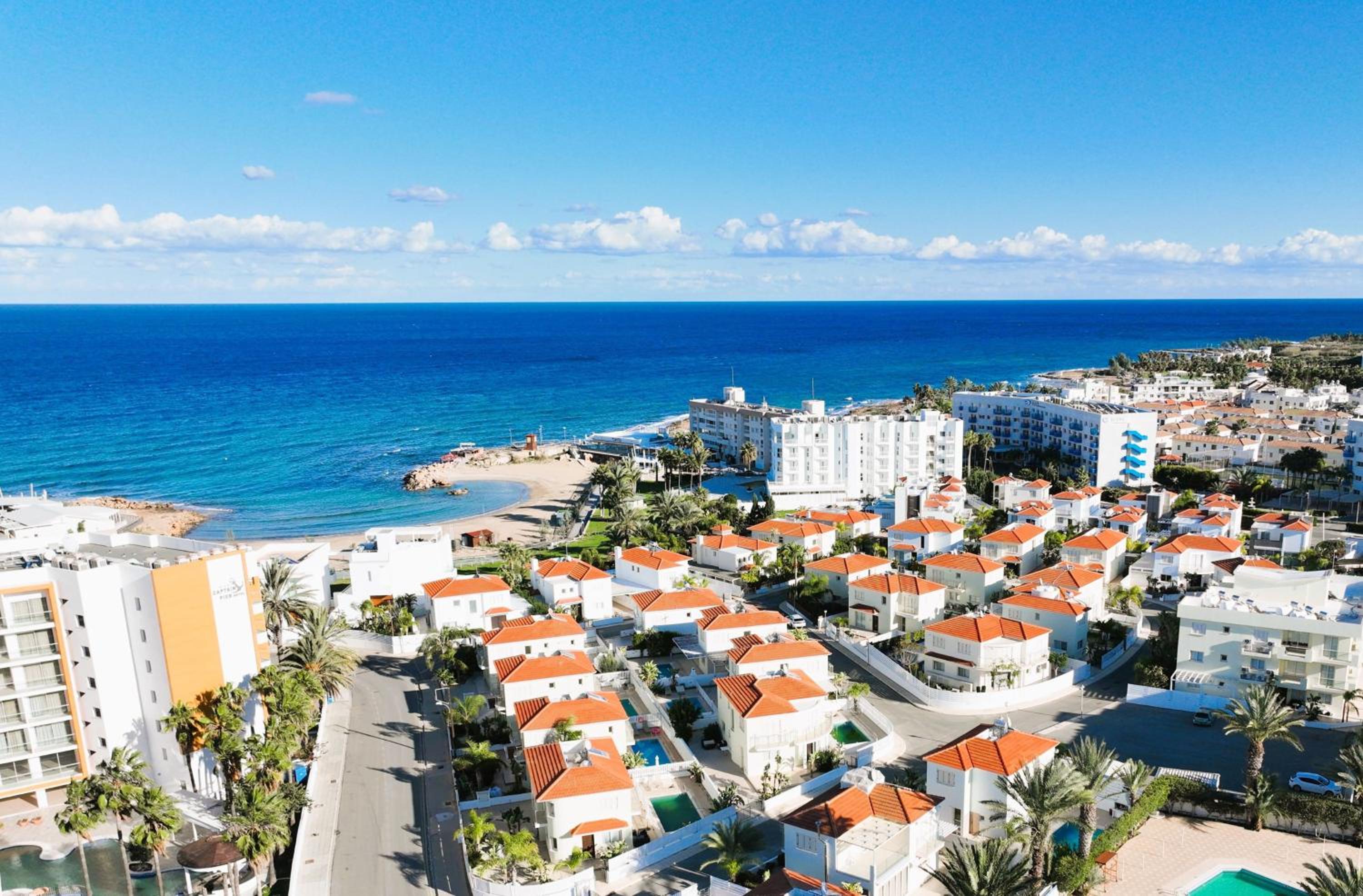 Villa Aurora - 100m from Pernera Beach