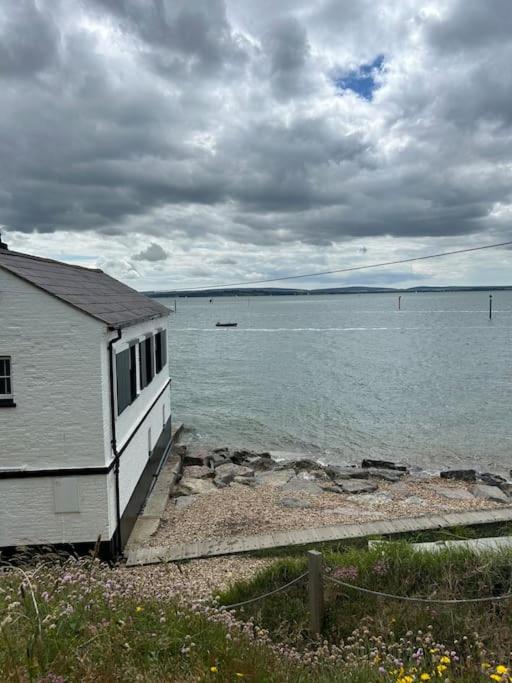 Beach Front Watch House, Lepe view 4