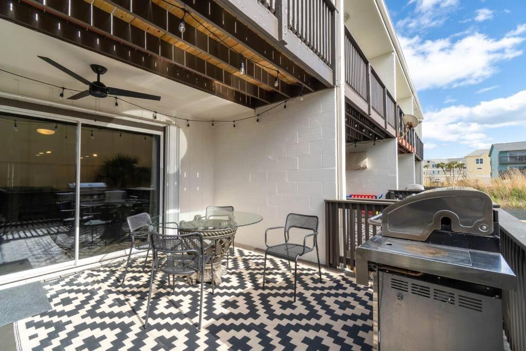 Travelers Rest - Pensacola Beach, Family Friendly! view 4