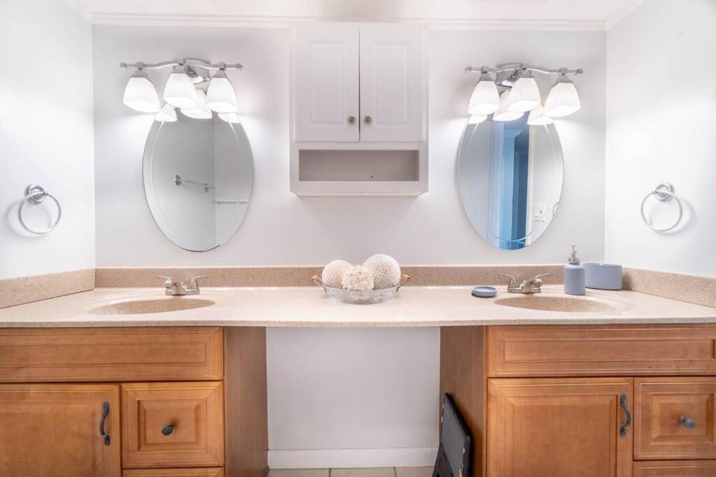 Travelers Rest - Pensacola Beach, Family Friendly! view 5