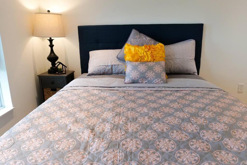 2bhk Luxury brand new pvt suite Kitchener