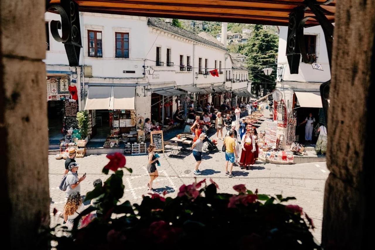 Old Well Bazaar