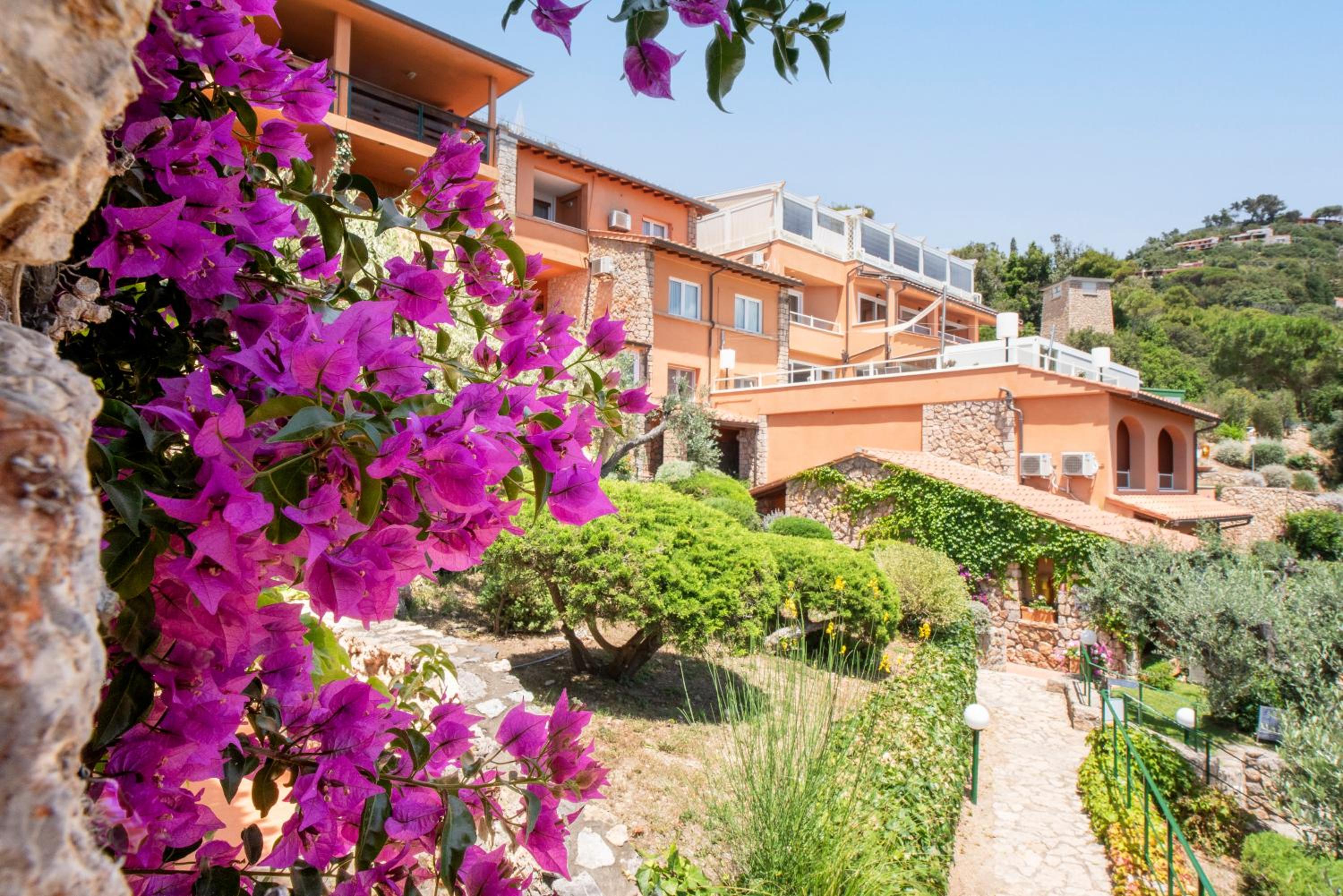 Boutique Hotel Torre Di Cala Piccola