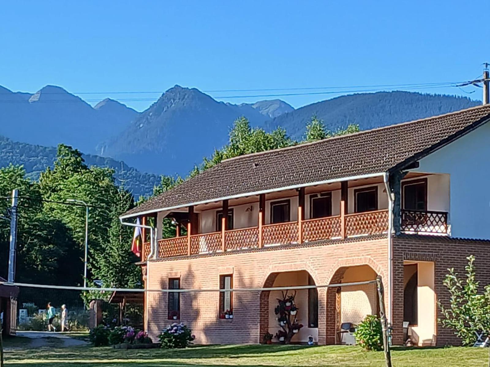 Pensiunea Dateș