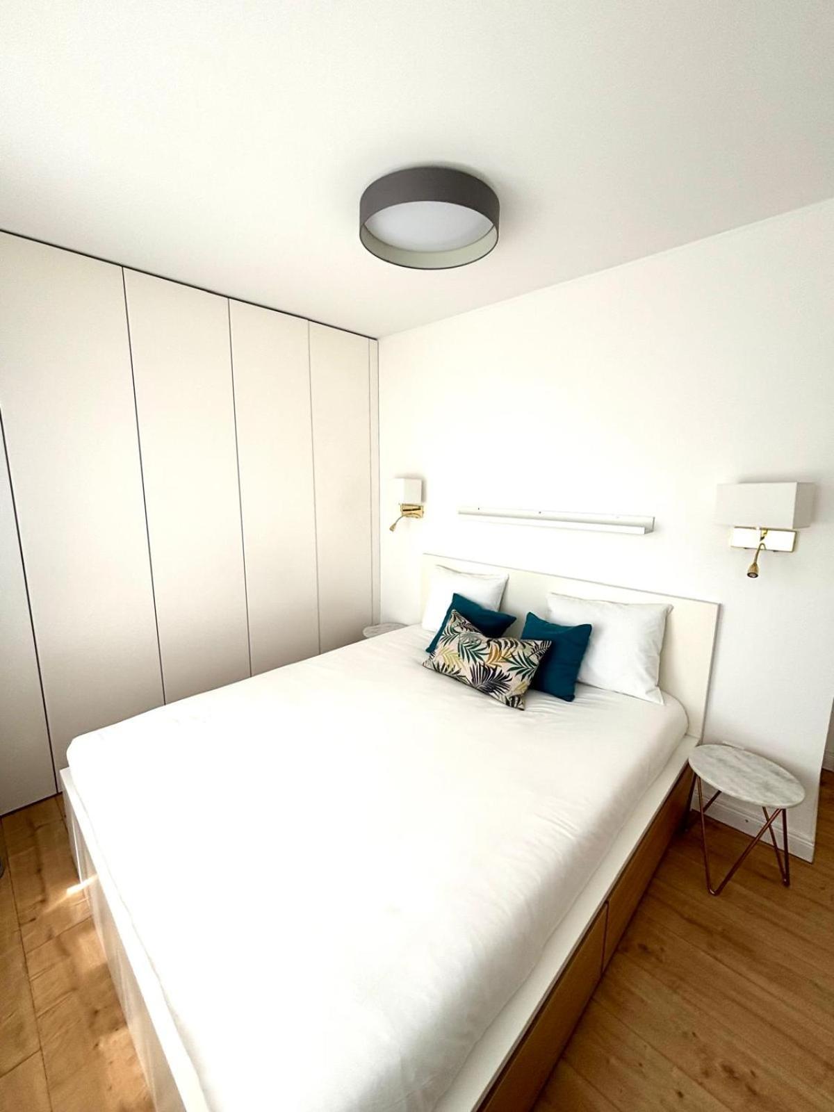 Beautiful Two Bedroom Apartment in Luxembourg City Center view 2