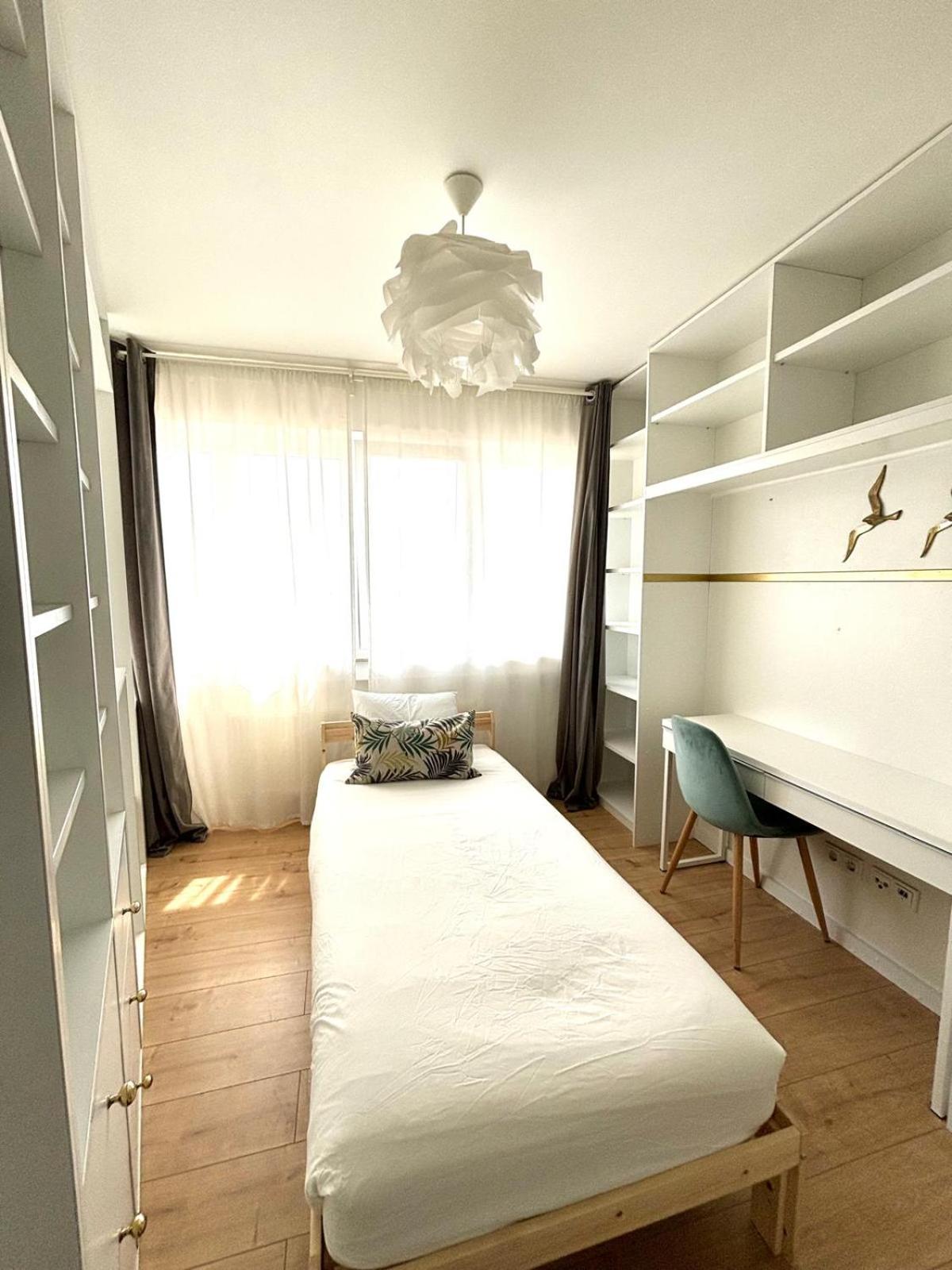 Beautiful Two Bedroom Apartment in Luxembourg City Center view 3