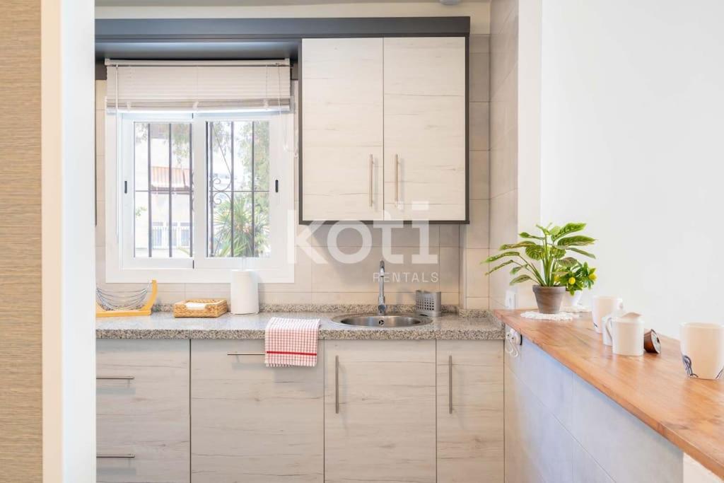 Koti Rentals - Playa Santa Ana view 3
