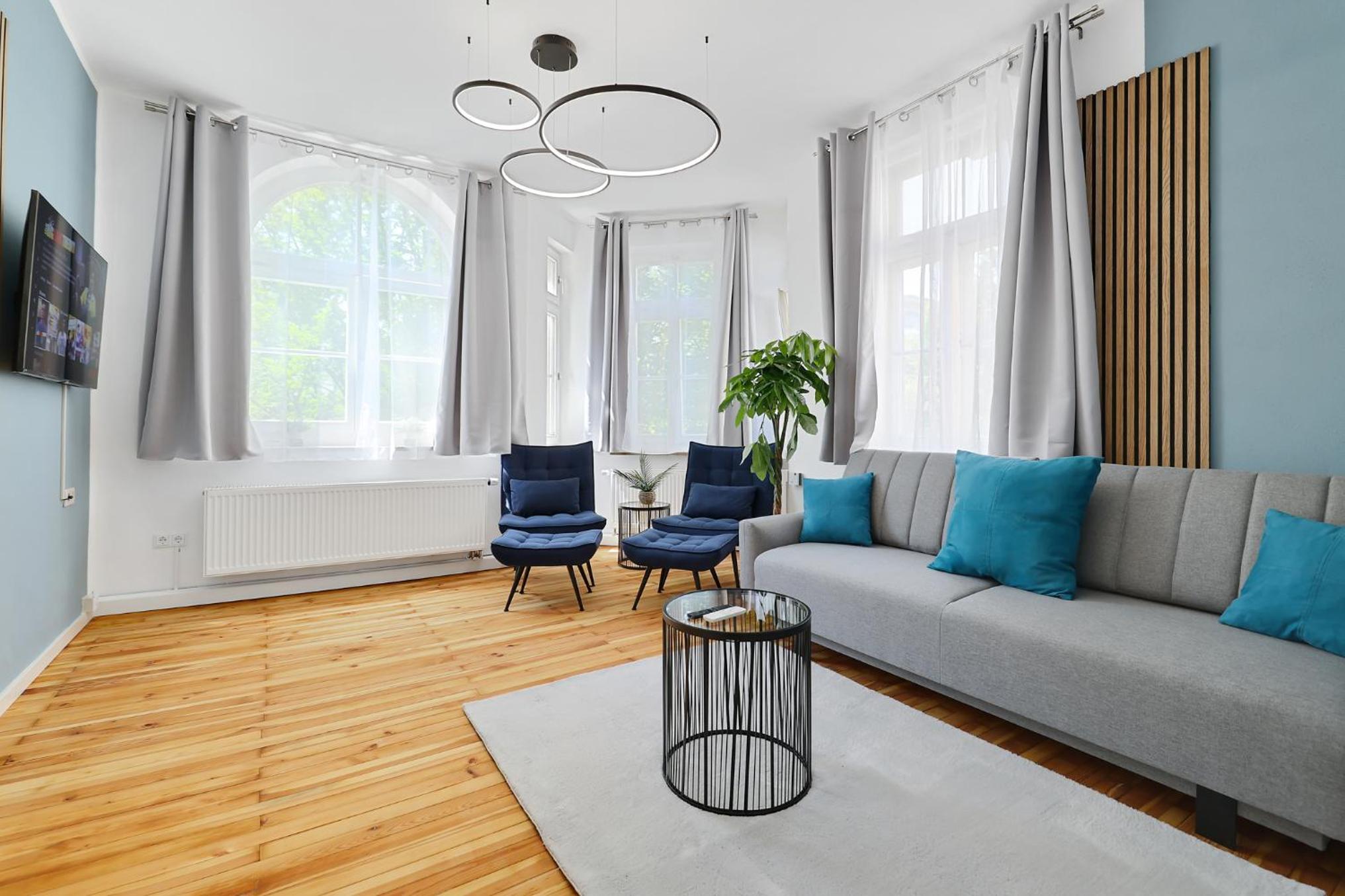 cruwzo I Exclusive Apartments in Central location with Parking