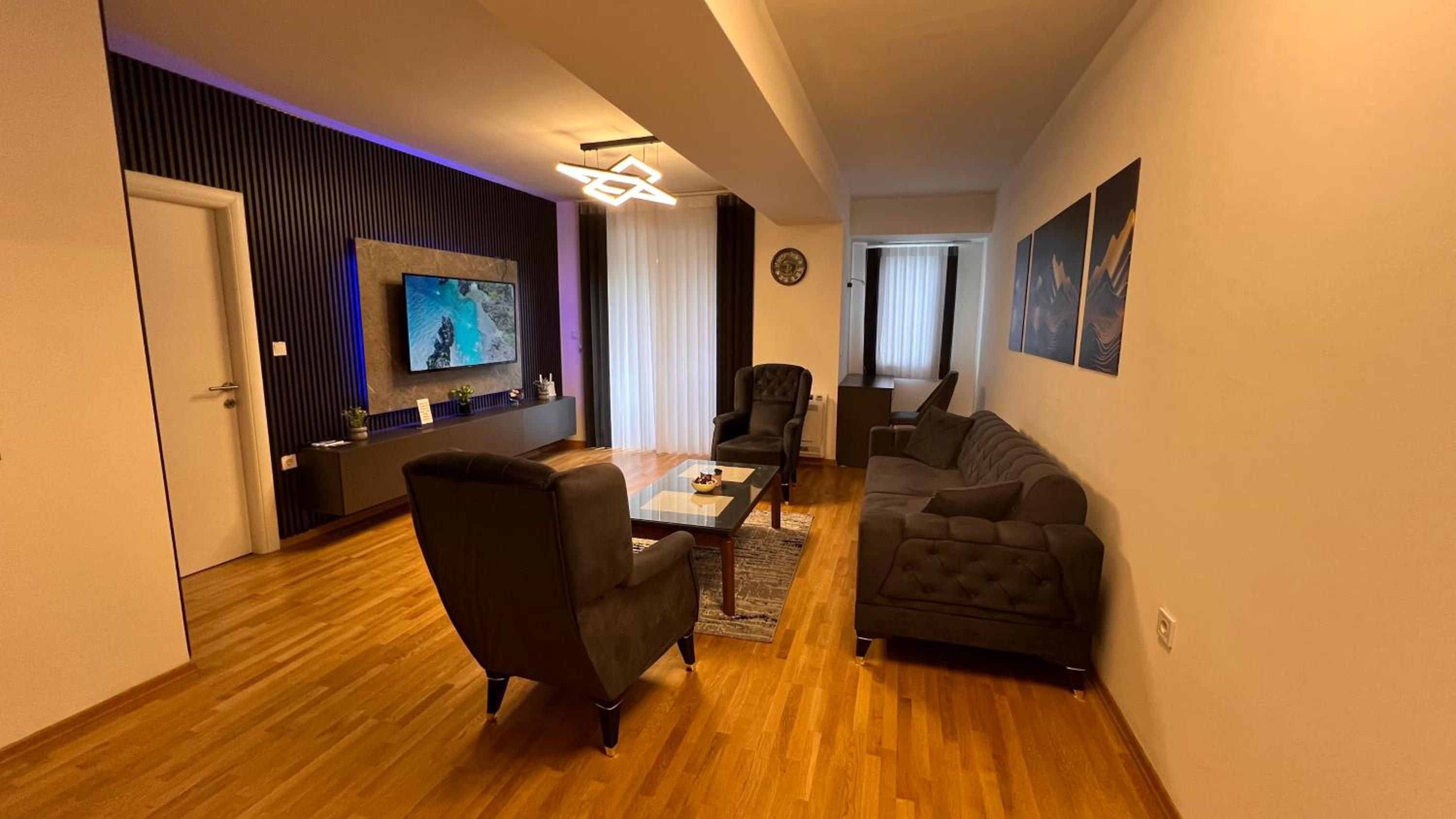 UrbanLuxe rent