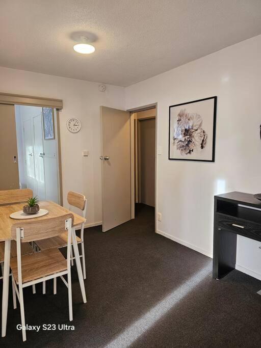 Hamilton two-bedroom unit A view 3