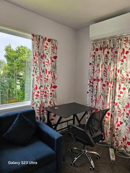 Hamilton two-bedroom unit A view 5