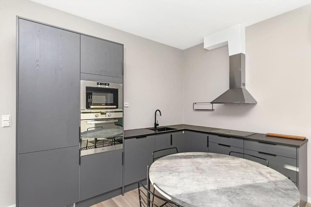 Practical apartment near city center view 2