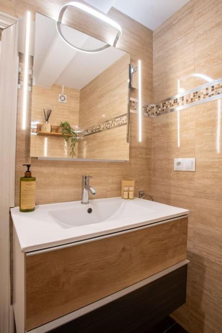 Apartamento com Estacionamento incluido