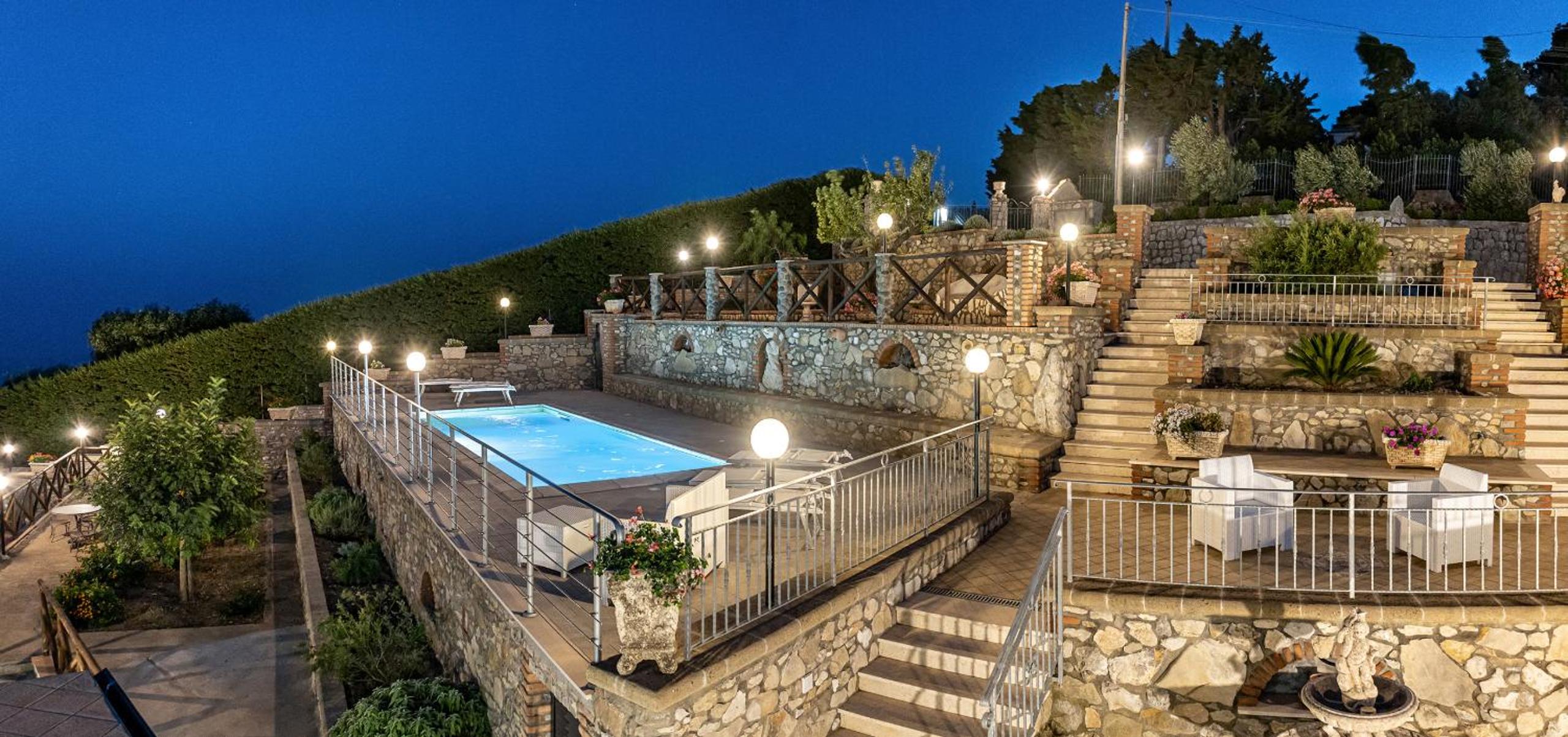 AMORE RENTALS - Villa Lions Rose view 2