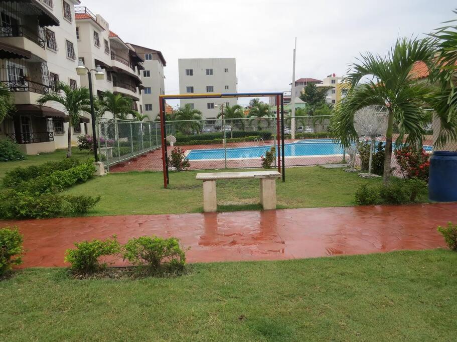 Habitacion con piscina