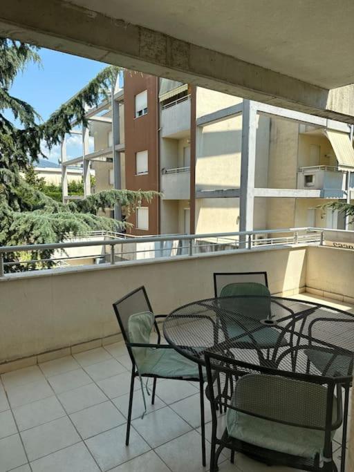 Sweet Escape Apartment w POOL