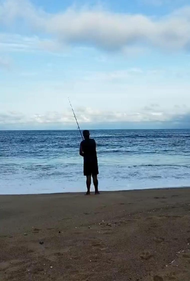 Casa em condominio com piscina proximo a praia