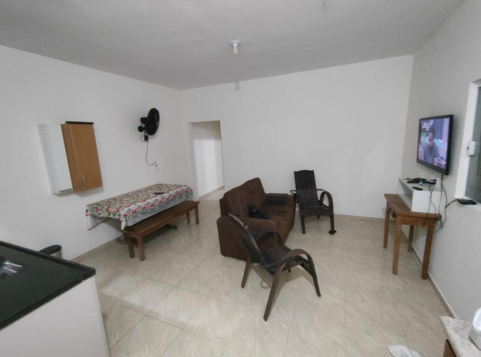 Casa em condominio com piscina proximo a praia