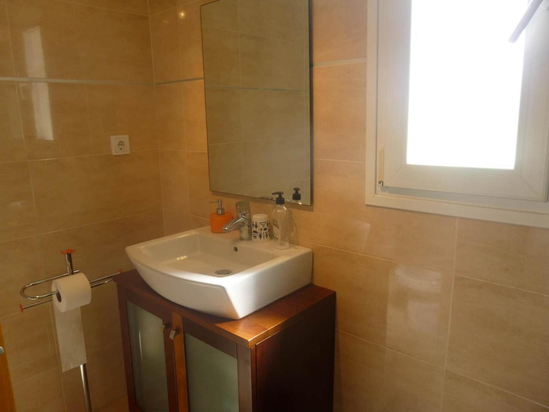 Apartamento Ozieri con piscina y vistas al mar
