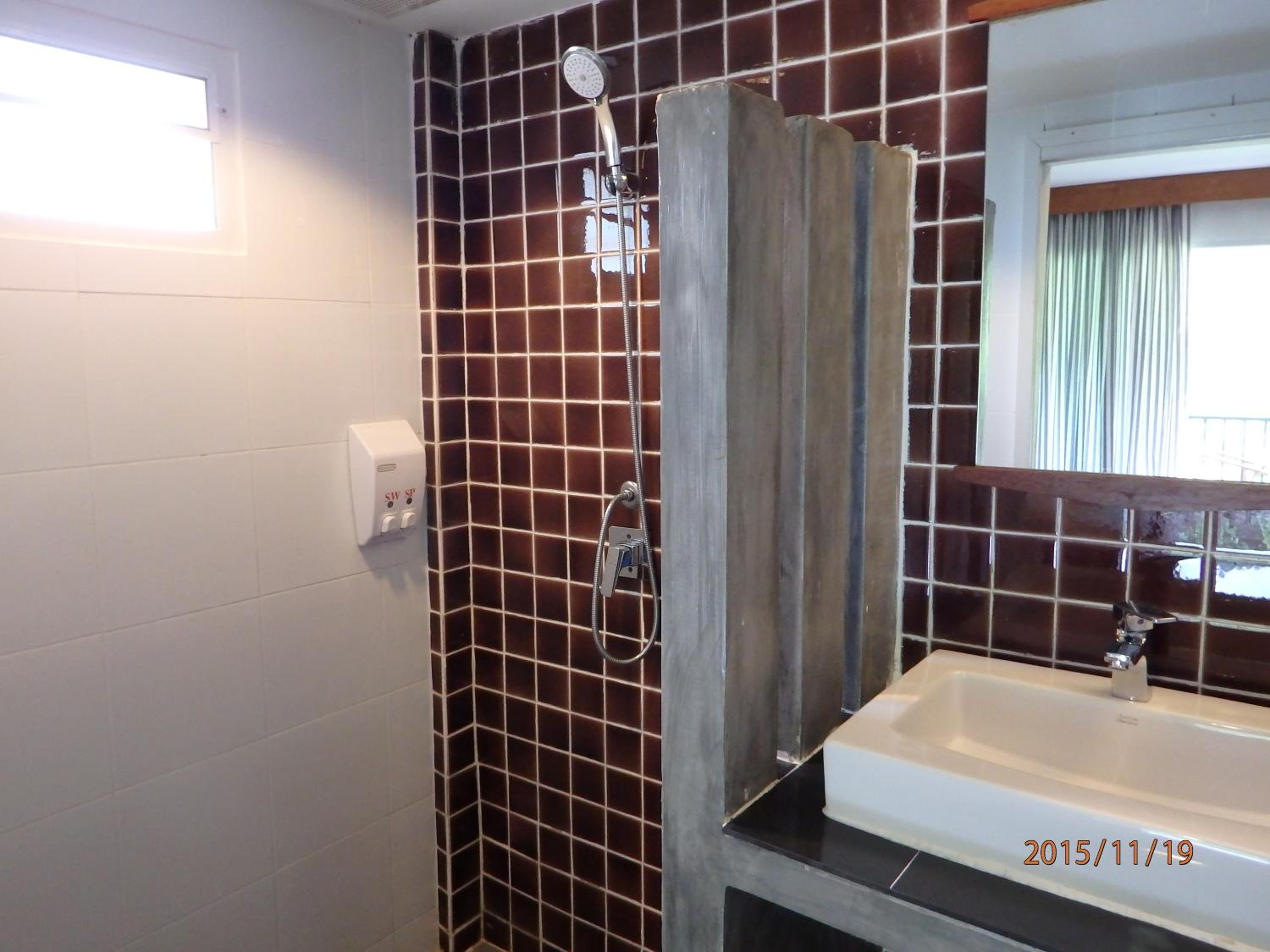 Suksompong Resort