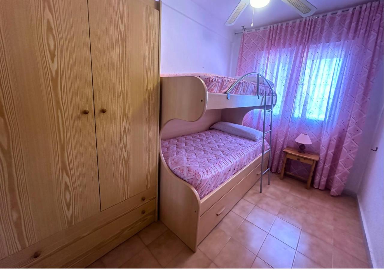 Bungaló en La Mata en urbanización con piscina