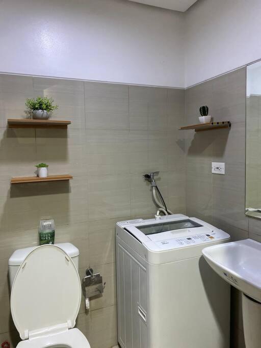 Cozy Apartment Condo In Pasay view 2